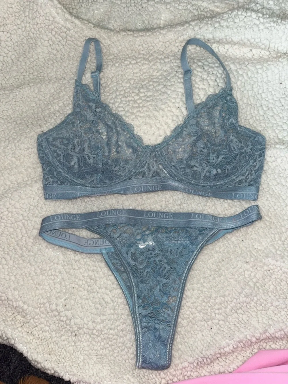 Light blue lounge lace set size L/34E
